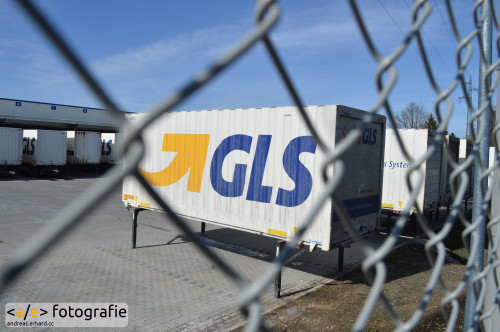 Ein Paketdepot